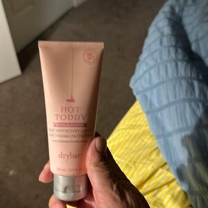 Hot teddys drybar hair cream